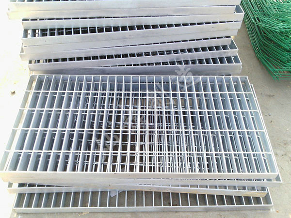 湖北水廠用鋼格板圖片4